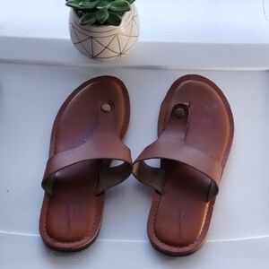 Universal Thread Brown Leather Slippers